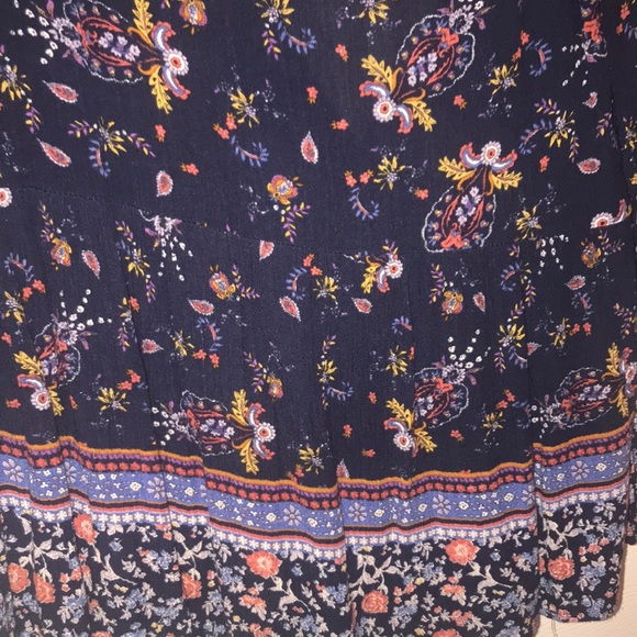 3/4 Sleeve Blouse - Picture 2 of 3